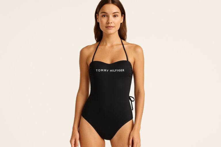 Přečtete si více ze článku Objevte Ekologickou Eleganci: Jednodílné Plavky Tommy Hilfiger